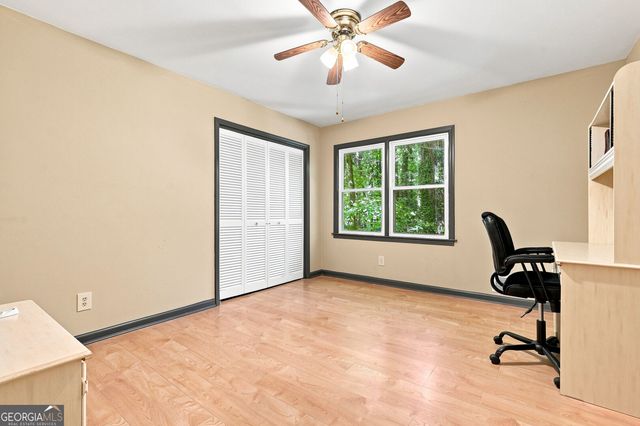 1050 Skyline Drive, Covington, GA 30014