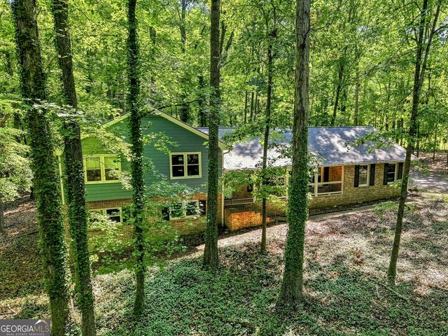 1050 Skyline Drive, Covington, GA 30014