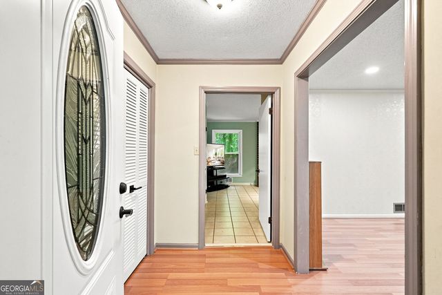 1050 Skyline Drive, Covington, GA 30014