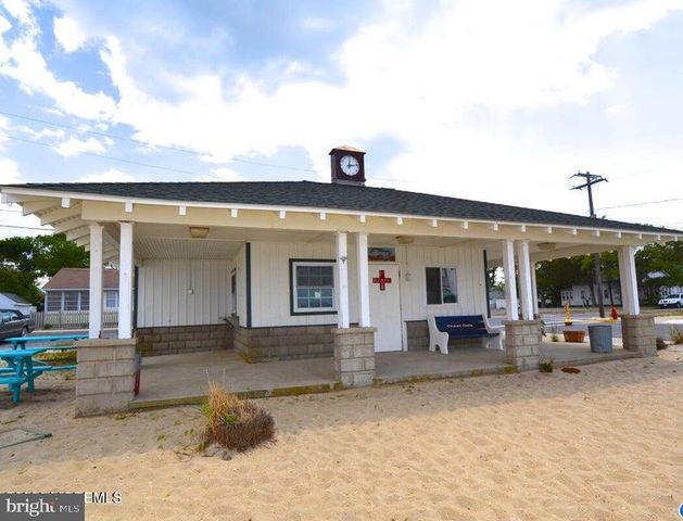 445 E BAYVIEW AVE, Ocean Gate, NJ 08740