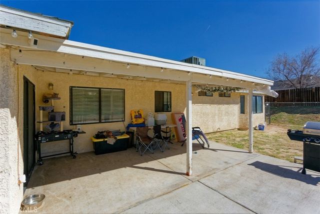 15928 Village Drive, Victorville, CA 92394