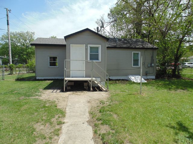 2830 Lake Street, Lake Station, IN 46405