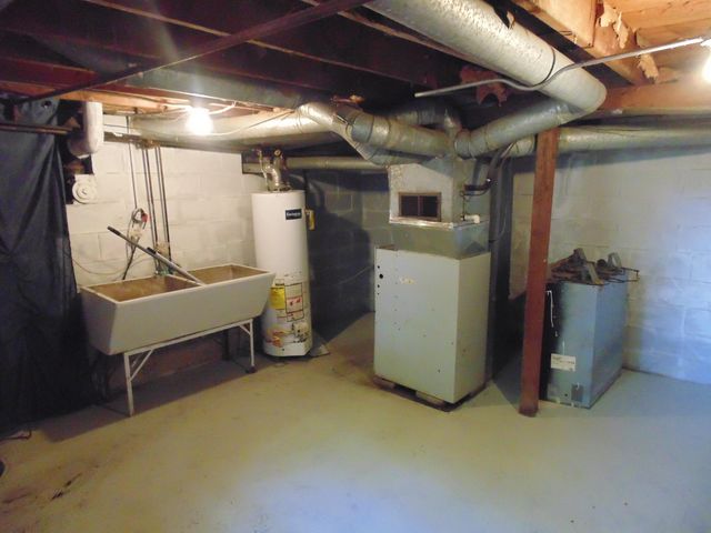 2830 Lake Street, Lake Station, IN 46405