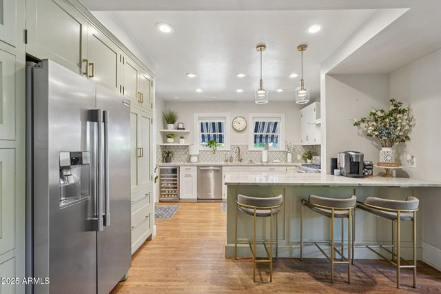 344 W LYNWOOD Street, Phoenix, AZ 85003