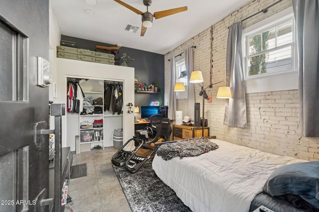 344 W LYNWOOD Street, Phoenix, AZ 85003