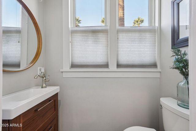 344 W LYNWOOD Street, Phoenix, AZ 85003