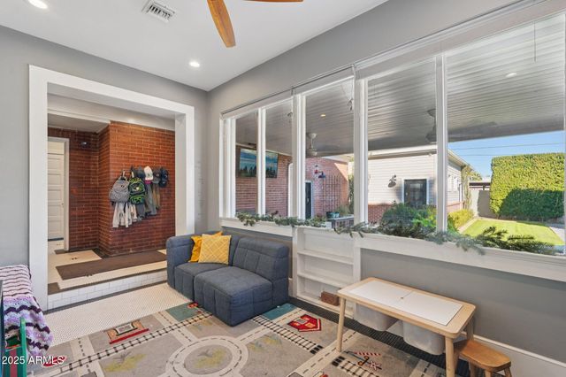 344 W LYNWOOD Street, Phoenix, AZ 85003