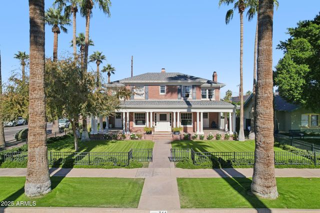 344 W LYNWOOD Street, Phoenix, AZ 85003