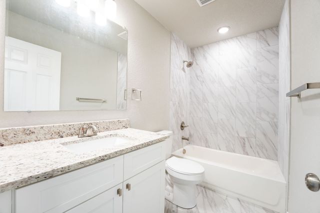 1020 Springview Lane, Mabank, TX 75147