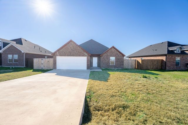 1020 Springview Lane, Mabank, TX 75147