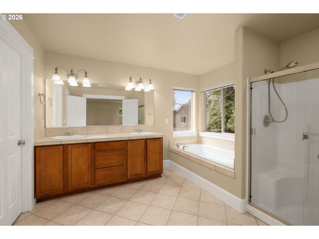 5931 Nw LARK MEADOW Ter, Portland, OR 97229