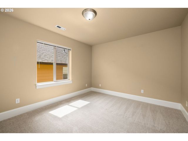 5931 Nw LARK MEADOW Ter, Portland, OR 97229