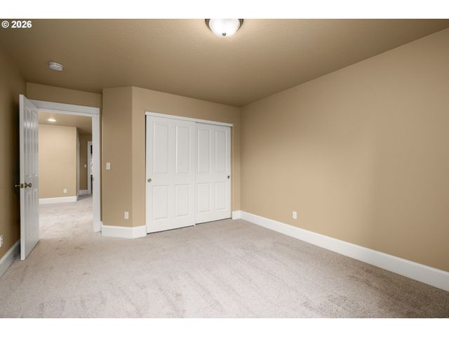 5931 Nw LARK MEADOW Ter, Portland, OR 97229