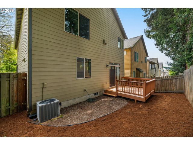 5931 Nw LARK MEADOW Ter, Portland, OR 97229