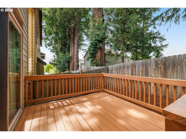 5931 Nw LARK MEADOW Ter, Portland, OR 97229