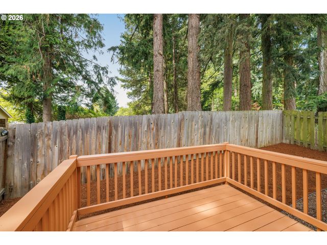 5931 Nw LARK MEADOW Ter, Portland, OR 97229