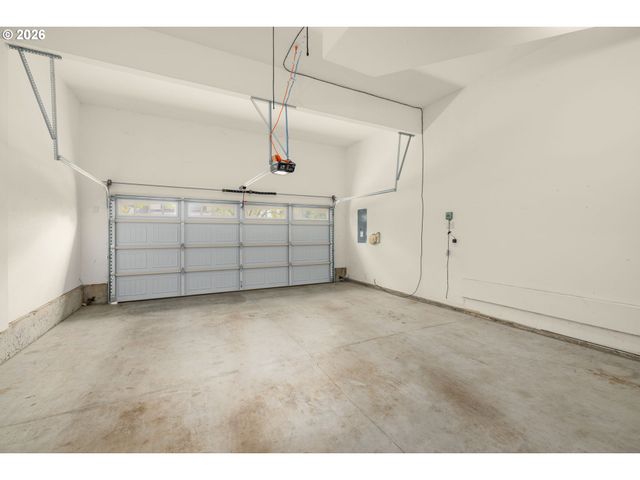 5931 Nw LARK MEADOW Ter, Portland, OR 97229