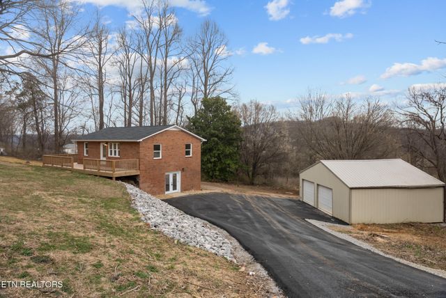 1080 Old Cavalry Rd, Cookeville, TN 38506