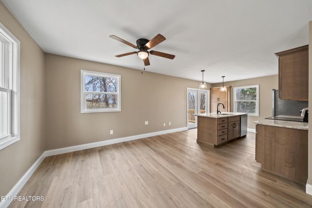 1080 Old Cavalry Rd, Cookeville, TN 38506