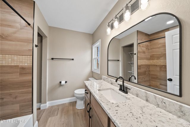 1080 Old Cavalry Rd, Cookeville, TN 38506