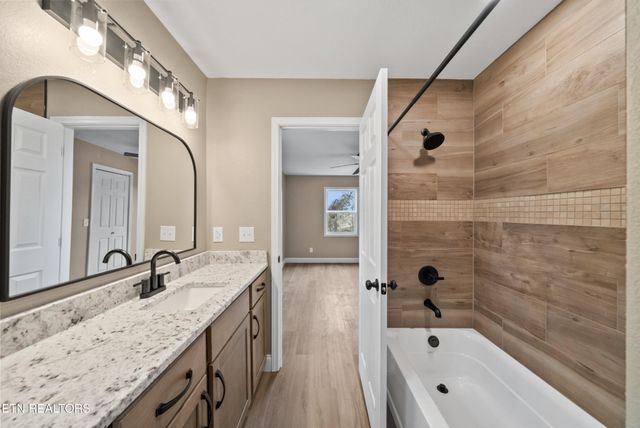 1080 Old Cavalry Rd, Cookeville, TN 38506