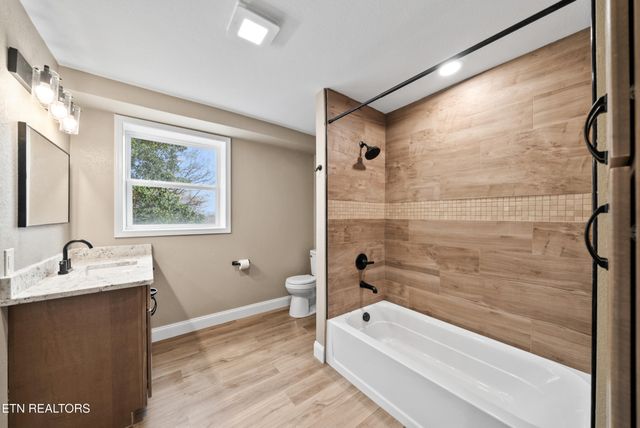 1080 Old Cavalry Rd, Cookeville, TN 38506