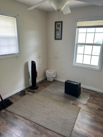 90 Deborah Lane, Lily, KY 40740