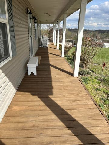 90 Deborah Lane, Lily, KY 40740