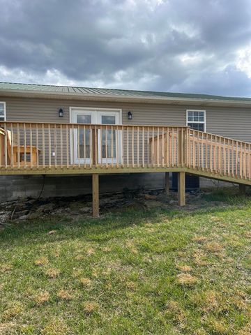 90 Deborah Lane, Lily, KY 40740