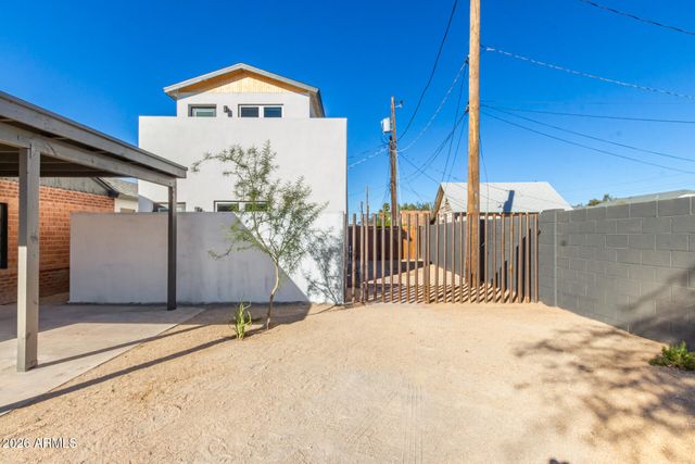 1332 E DIAMOND Street MH, Phoenix, AZ 85006
