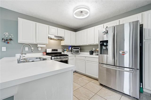 1211 Vintage Pointe Drive, Lawrenceville, GA 30044