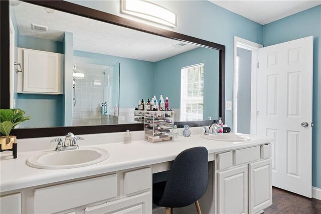 1211 Vintage Pointe Drive, Lawrenceville, GA 30044
