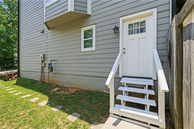1211 Vintage Pointe Drive, Lawrenceville, GA 30044