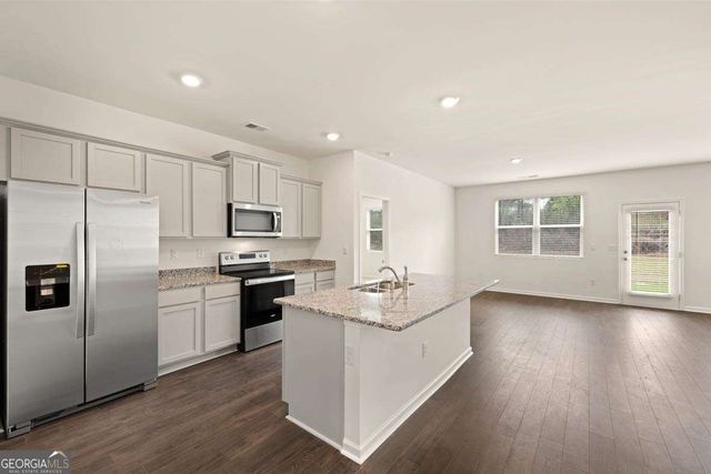 8555 Secretariat Drive, Lithonia, GA 30058