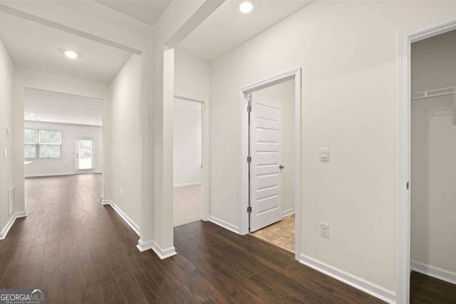 8555 Secretariat Drive, Lithonia, GA 30058