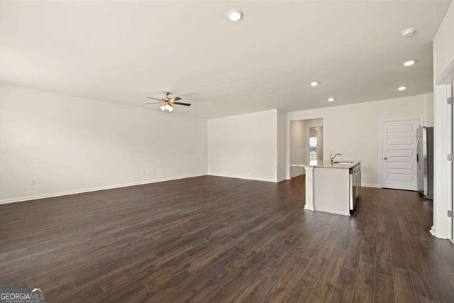 8555 Secretariat Drive, Lithonia, GA 30058