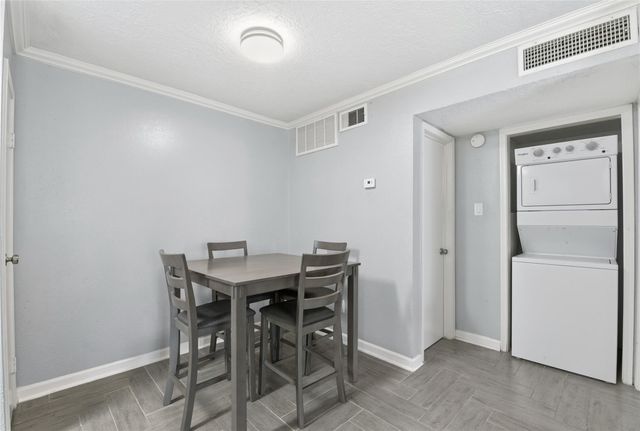 12550 Whittington Drive 303, Houston, TX 77077