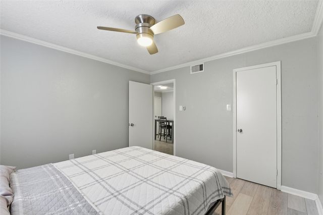 12550 Whittington Drive 303, Houston, TX 77077