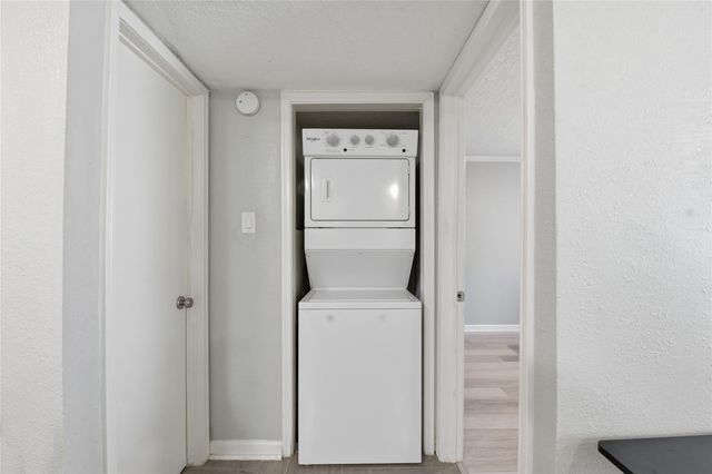 12550 Whittington Drive 303, Houston, TX 77077