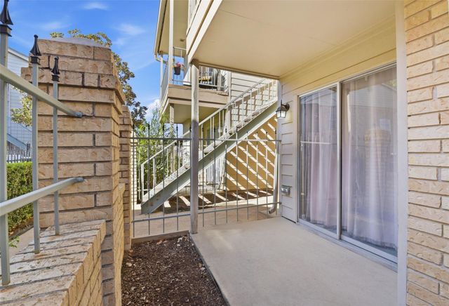 12550 Whittington Drive 303, Houston, TX 77077