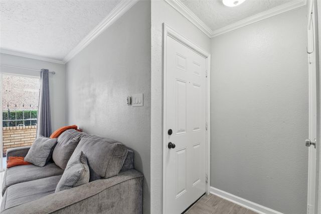 12550 Whittington Drive 303, Houston, TX 77077