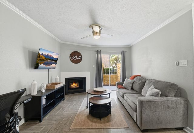 12550 Whittington Drive 303, Houston, TX 77077