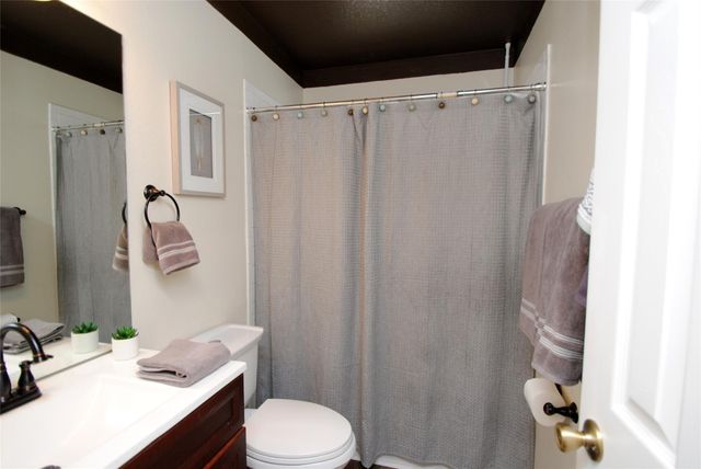 13831 Trumpetvine Street, Houston, TX 77083