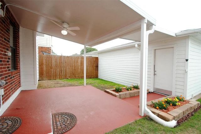 13831 Trumpetvine Street, Houston, TX 77083