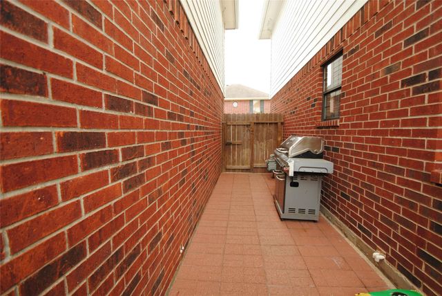 13831 Trumpetvine Street, Houston, TX 77083