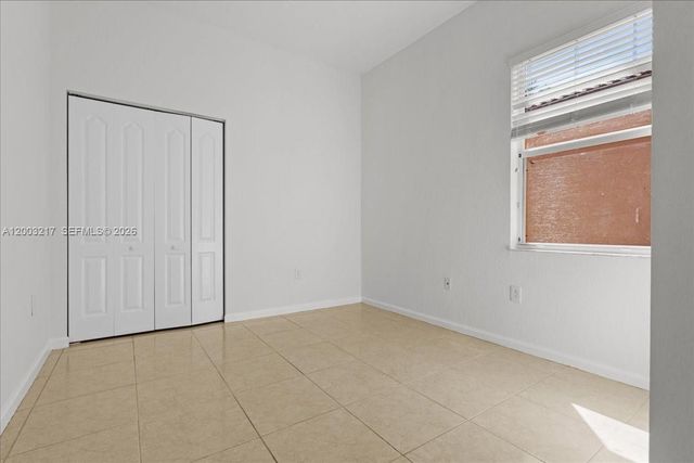 3954 NE 13th Dr, Homestead, FL 33033