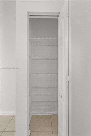 3954 NE 13th Dr, Homestead, FL 33033