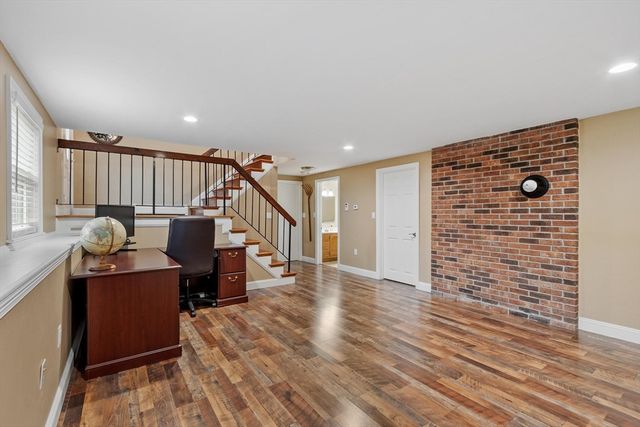 23 Appaloosa Drive, Methuen, MA 01844