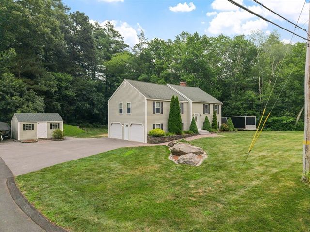 23 Appaloosa Drive, Methuen, MA 01844