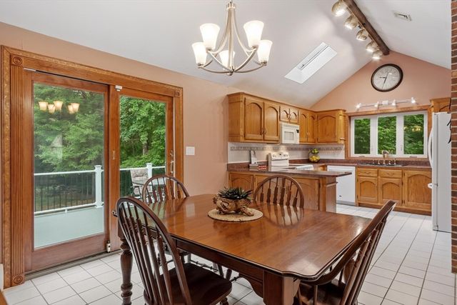 23 Appaloosa Drive, Methuen, MA 01844